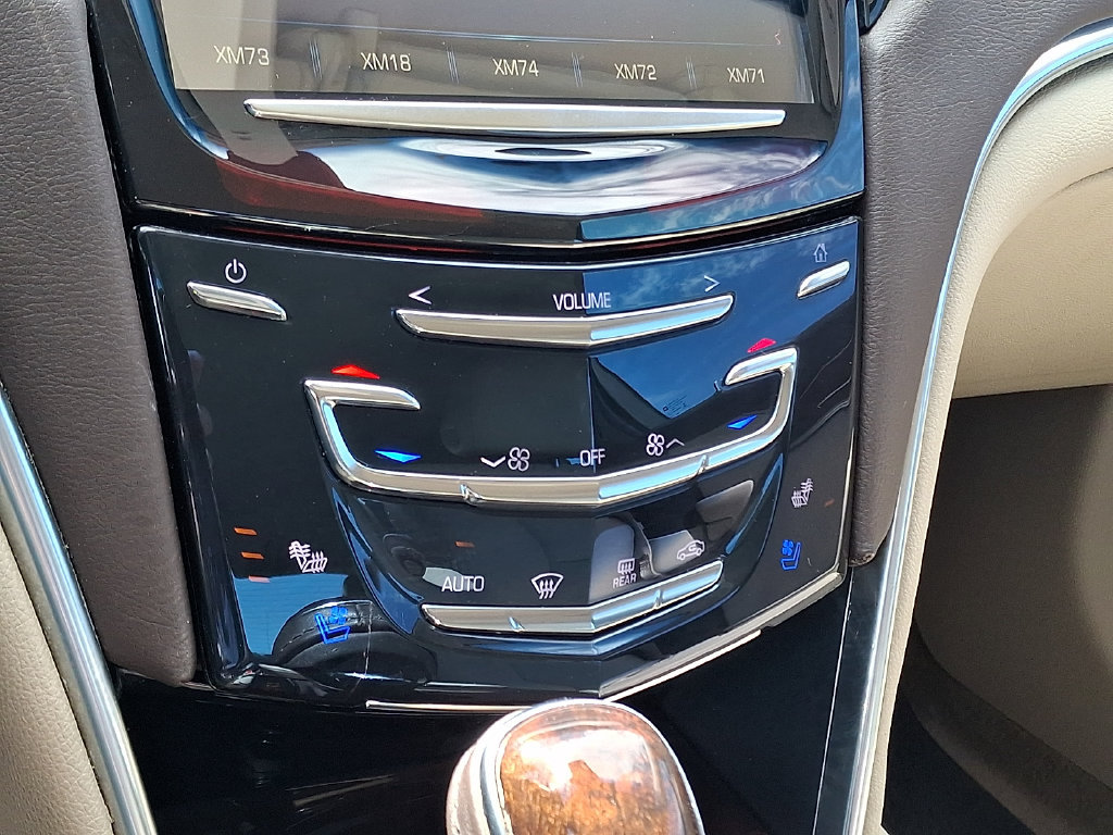 Used 2013 Cadillac XTS Luxury w/ Driver Awareness Package FWD image 14