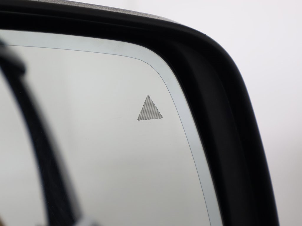 Used 2021 Jeep Grand Cherokee Limited image 38