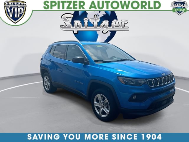 Certified 2023 Jeep Compass Latitude w/ Convenience Group AWD/4WD image 2