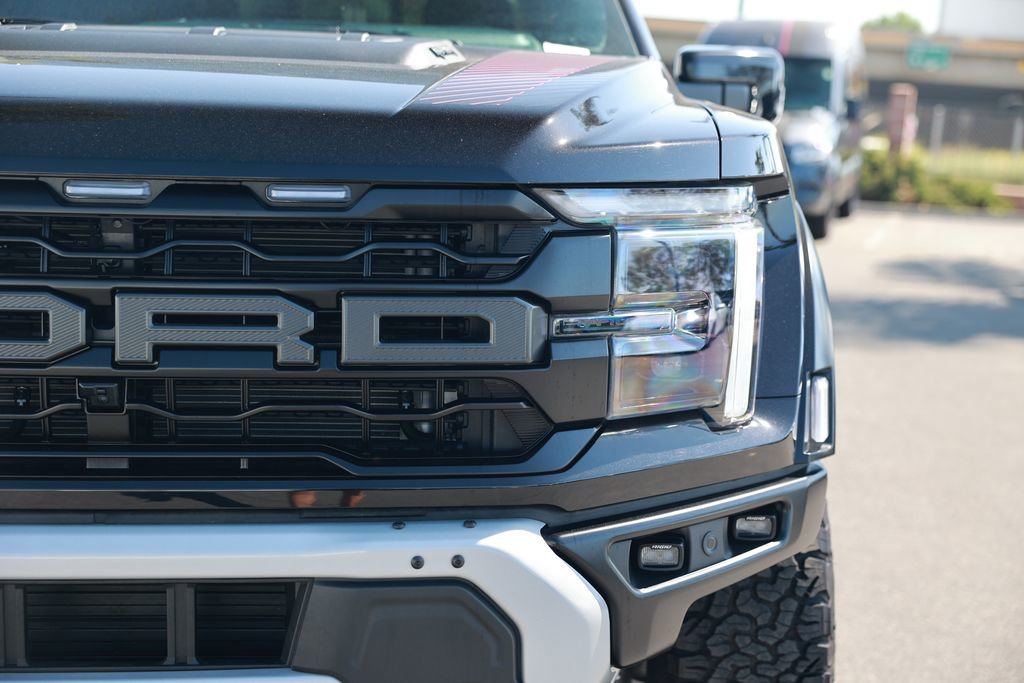 Used 2025 Ford F150 Raptor image 5