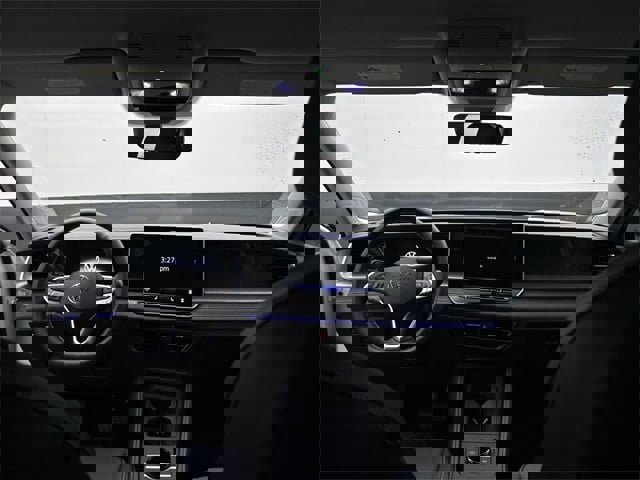 New 2026 Volkswagen Tiguan SE image 10