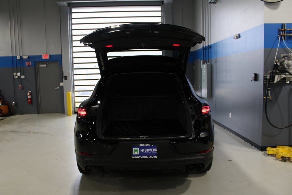Used 2023 Porsche Cayenne S image 49