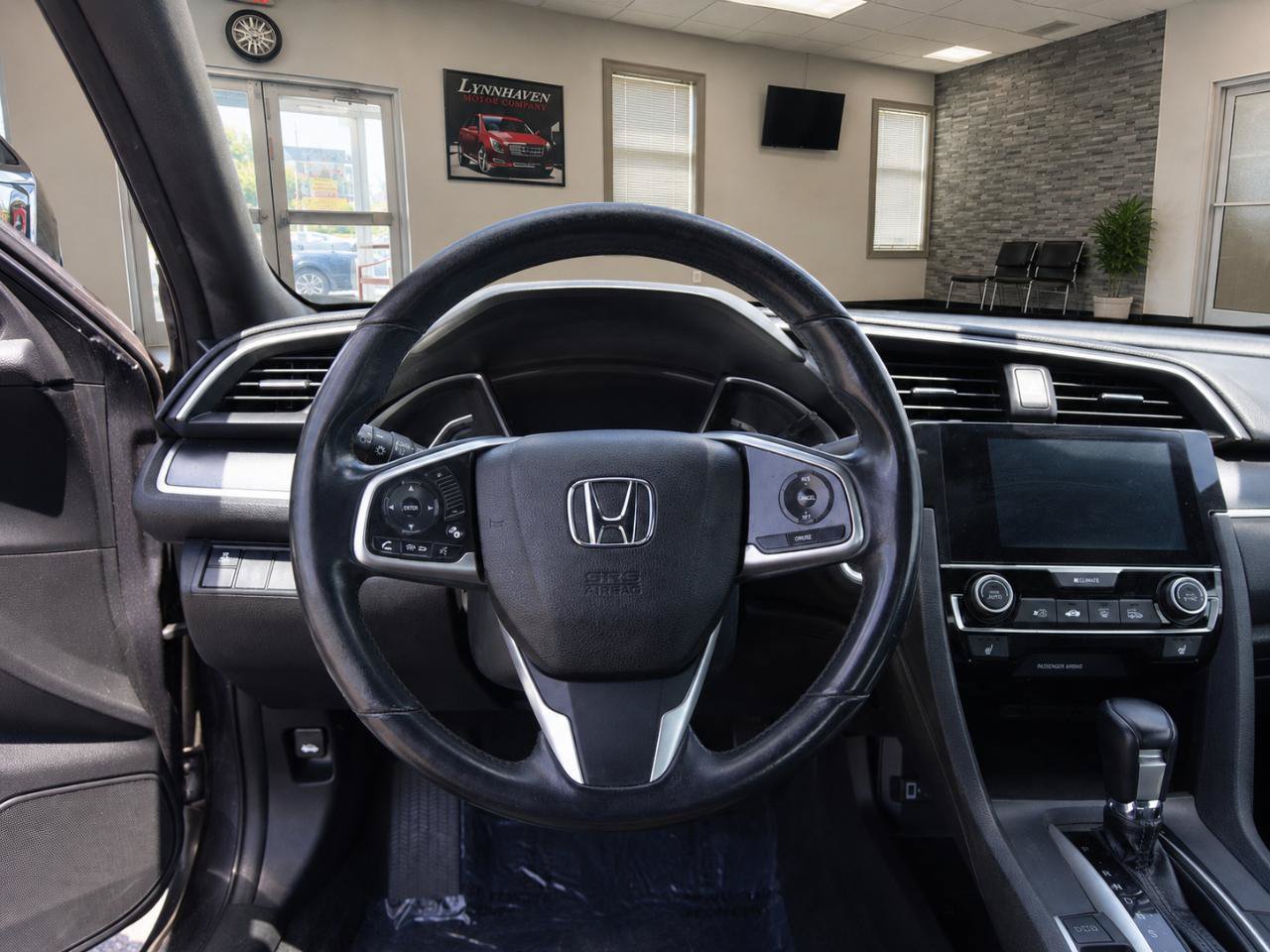 Used 2018 Honda Civic EX-T image 11