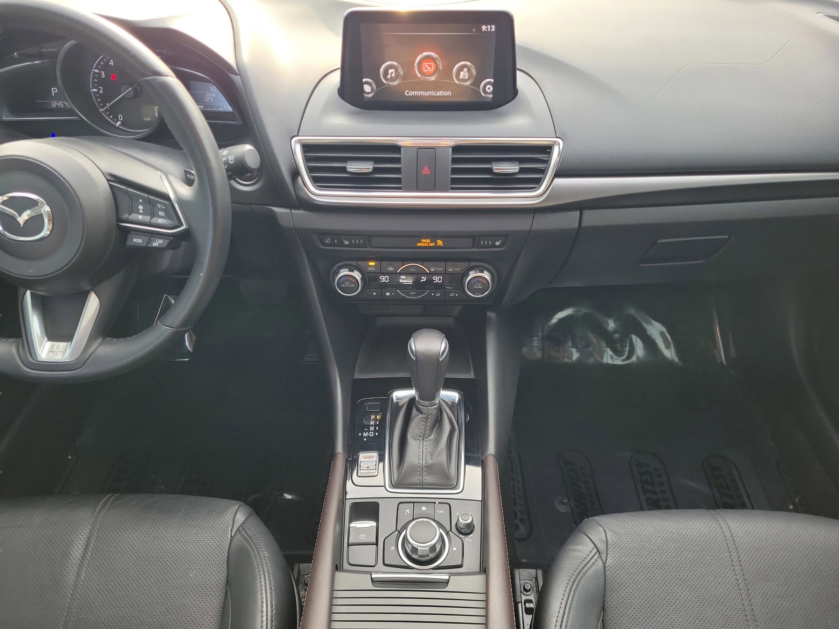 Used 2018 MAZDA MAZDA3 Grand Touring w/ Premium Equipment Package image 17