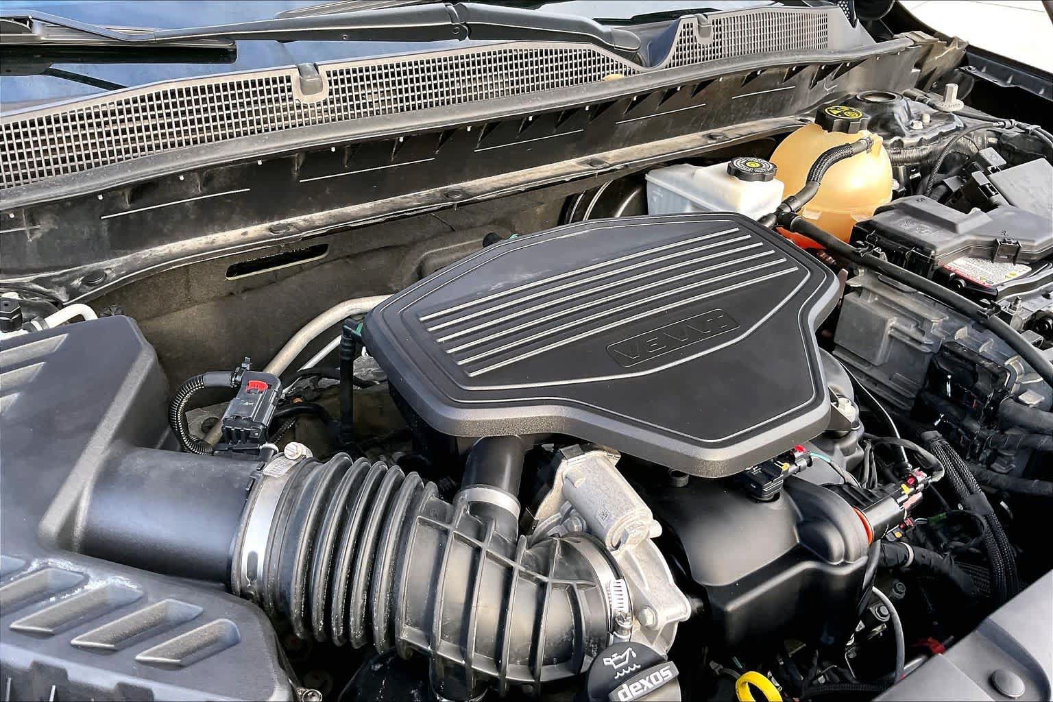 Used 2020 Chevrolet Blazer LT FWD image 32