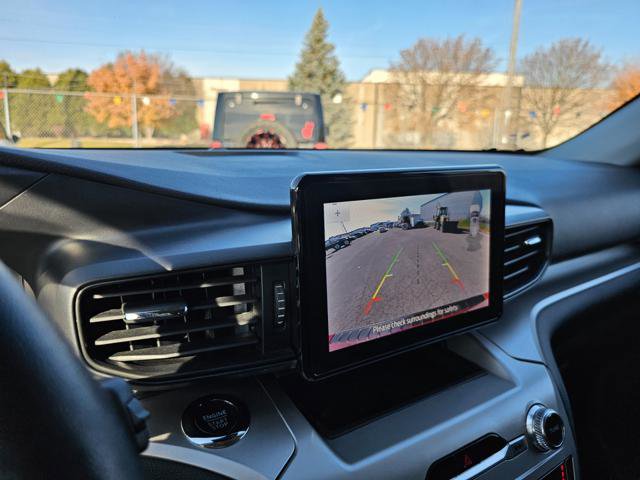 Used 2022 Ford Explorer XLT image 19