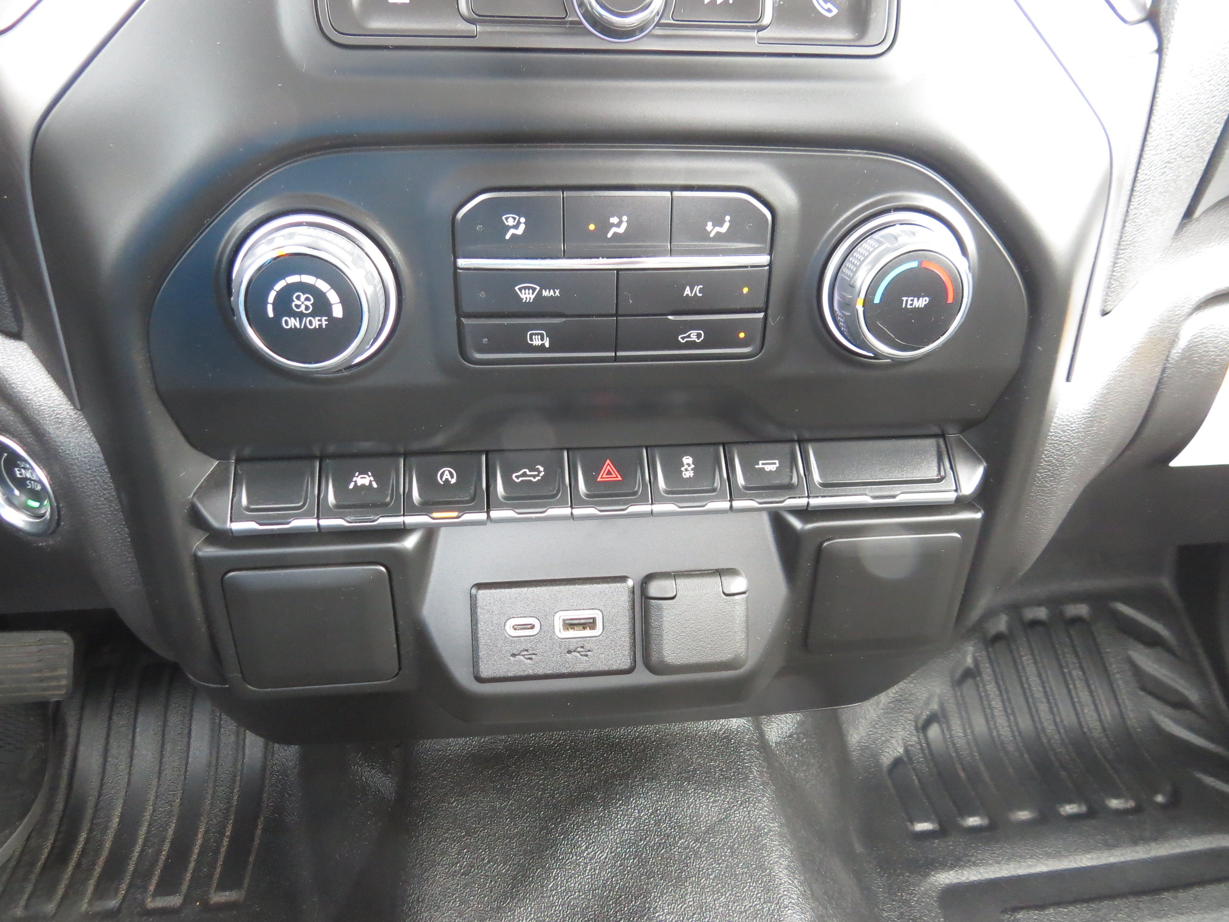 Used 2025 Chevrolet Silverado 1500 W/T RWD image 18