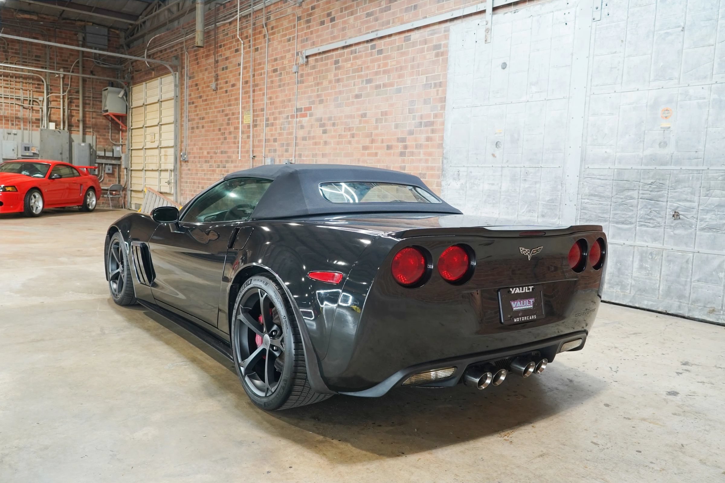 Used 2012 Chevrolet Corvette Grand Sport w/ 3LT Preferred Equipment Group RWD image 12