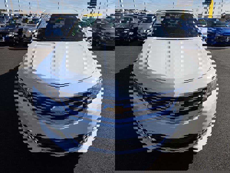 Used 2018 Chevrolet Impala LT image 8