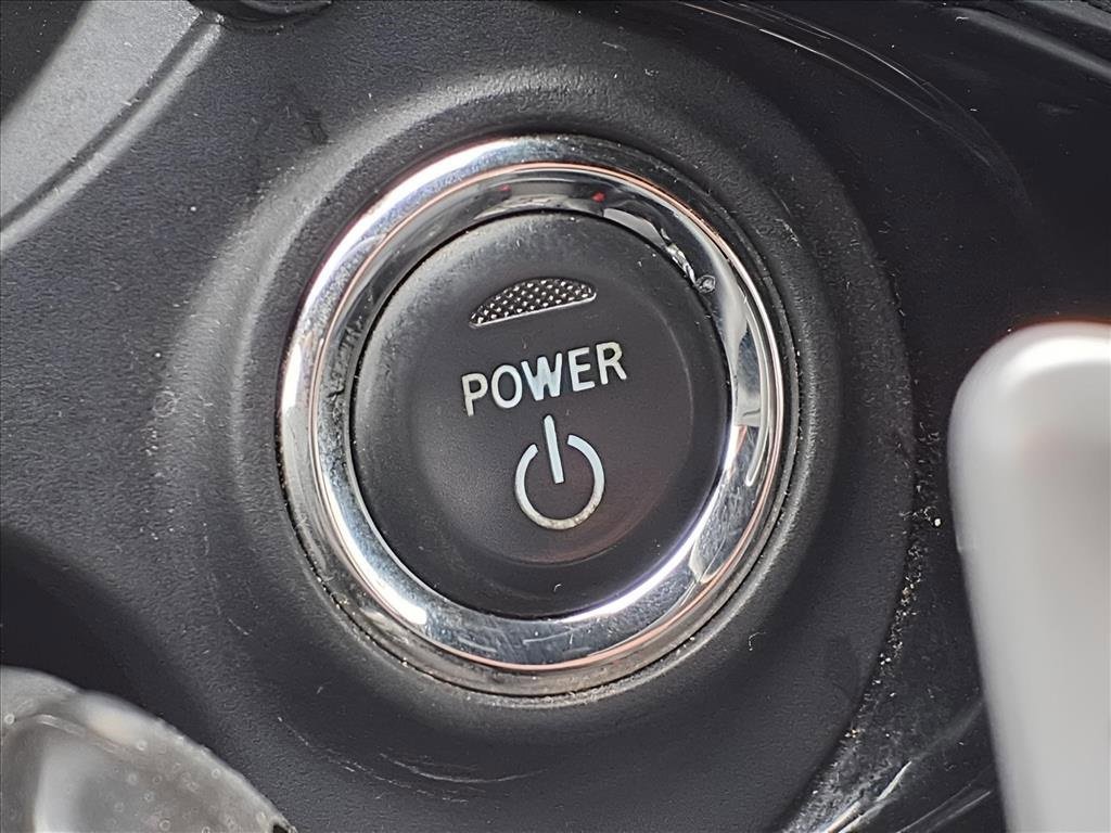 Used 2020 Mitsubishi Outlander SEL image 14