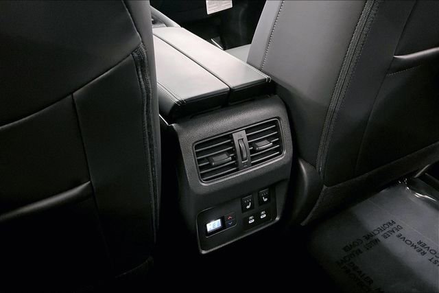 New 2025 Nissan Rogue Platinum w/ Tech Package image 22