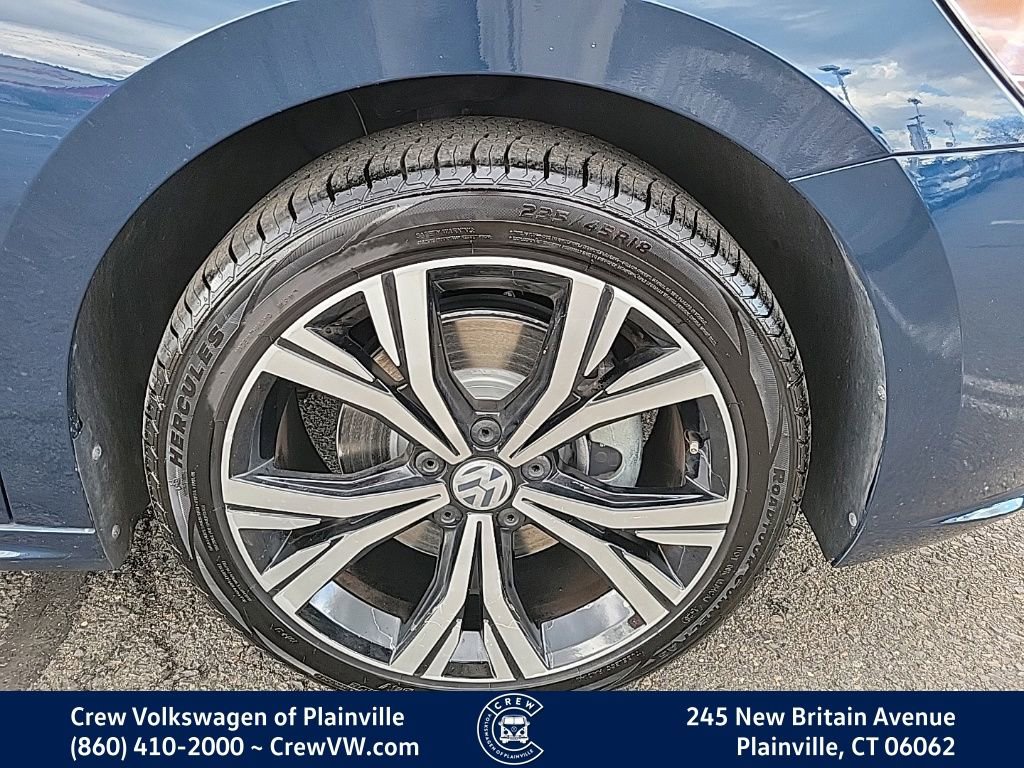 Certified 2022 Volkswagen Passat 2.0T SE FWD image 20