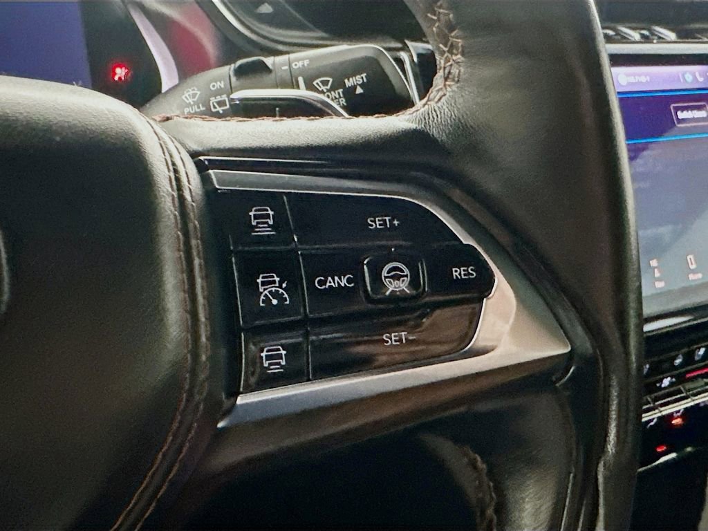 Used 2023 Jeep Grand Cherokee Summit image 26