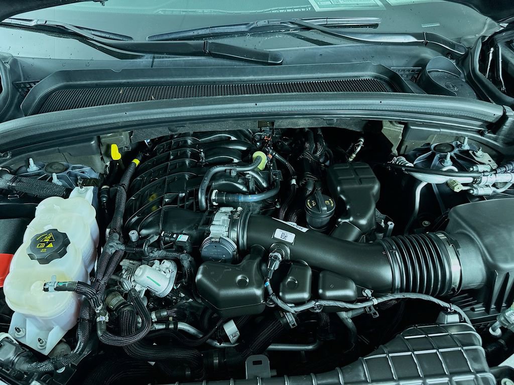 Certified 2023 Jeep Grand Cherokee Laredo image 39