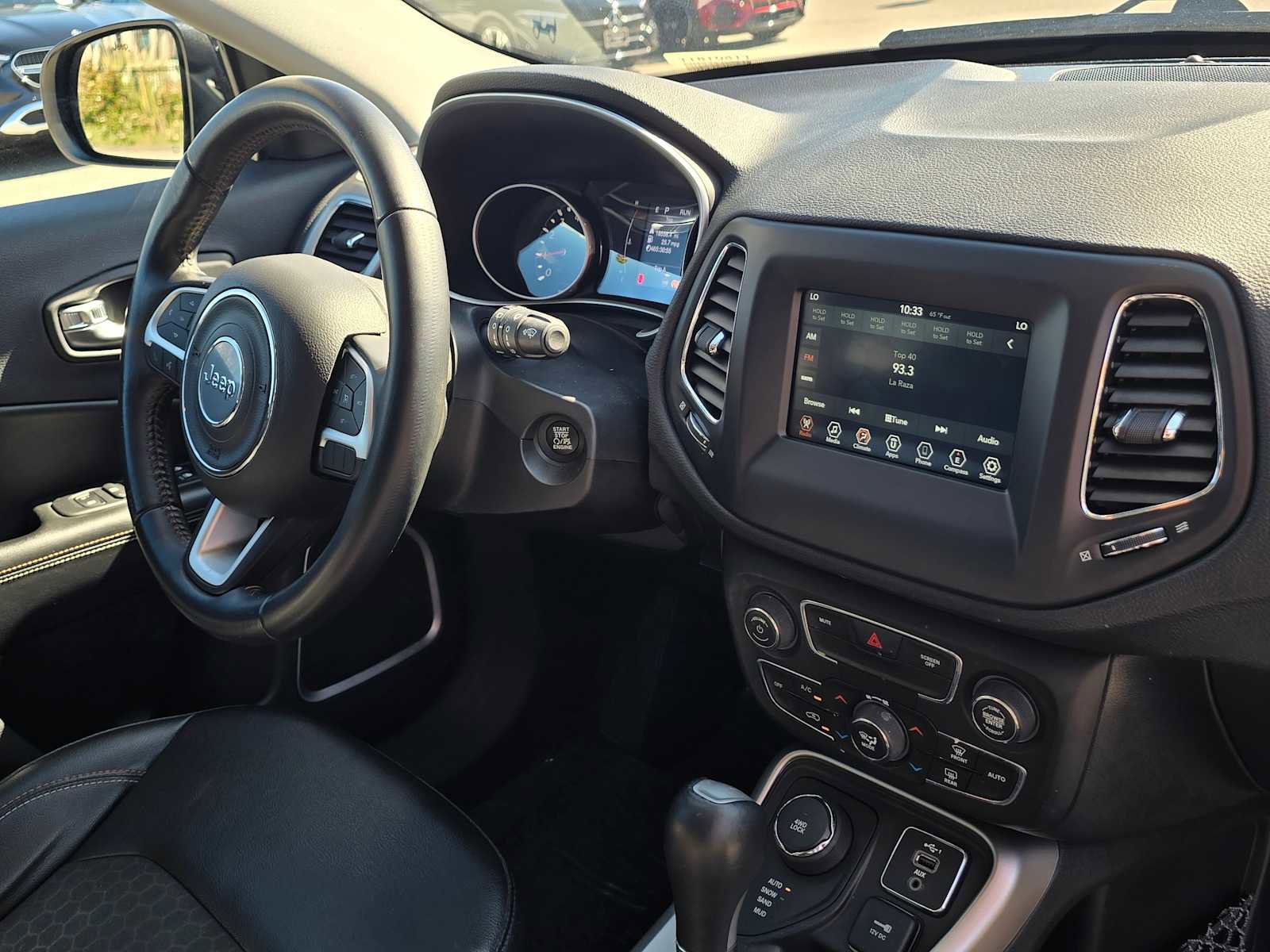 Used 2020 Jeep Compass Latitude image 10