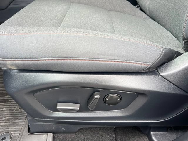 Used 2025 Ford Explorer Active AWD/4WD image 24