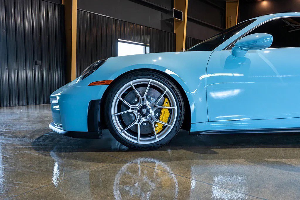Used 2026 Porsche 911 GT3 RWD image 26