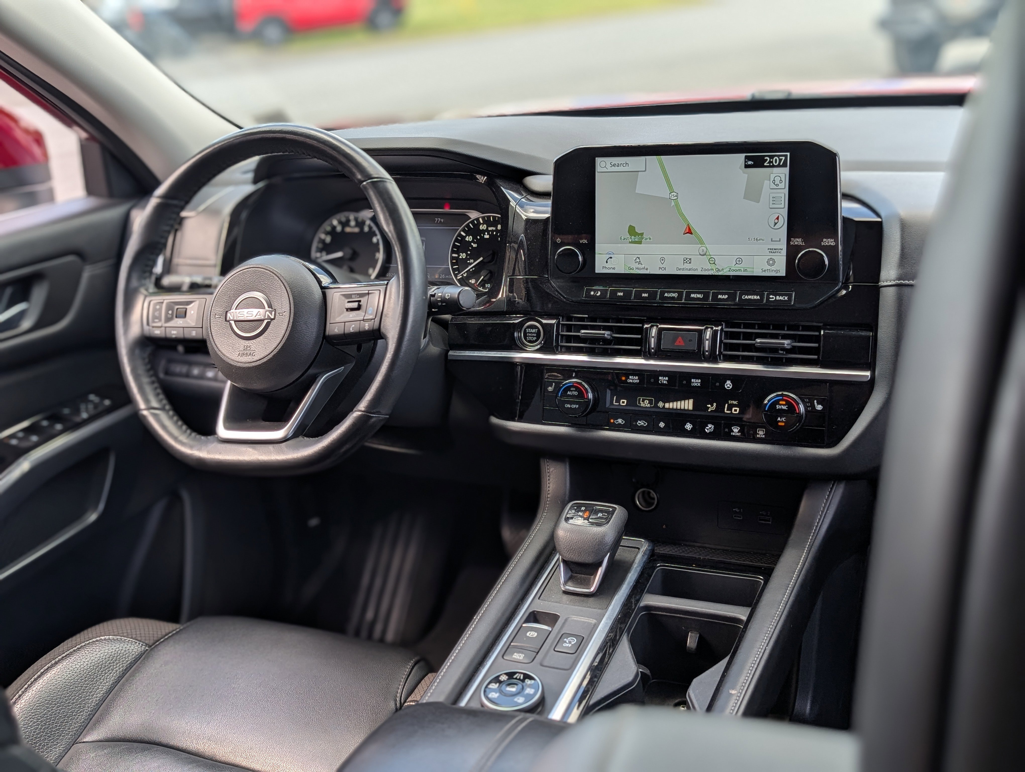 Used 2022 Nissan Pathfinder SL image 15