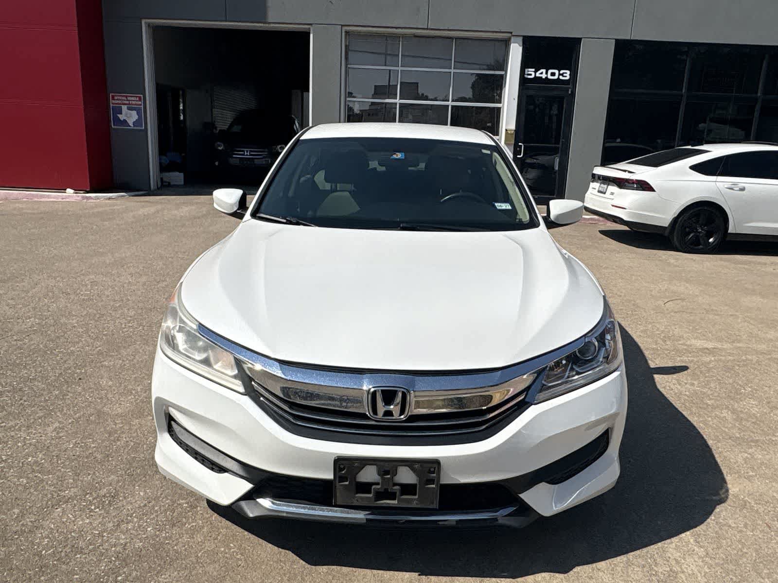 Used 2016 Honda Accord LX image 8
