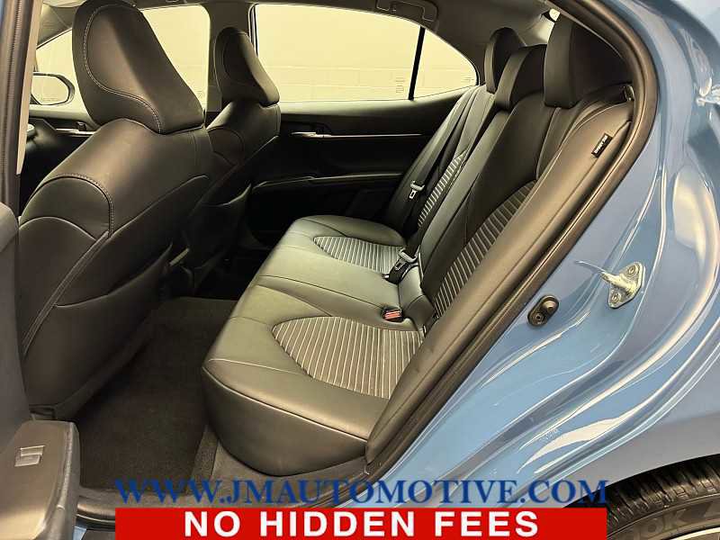 Used 2023 Toyota Camry SE w/ Blackout Package (TMS) image 14