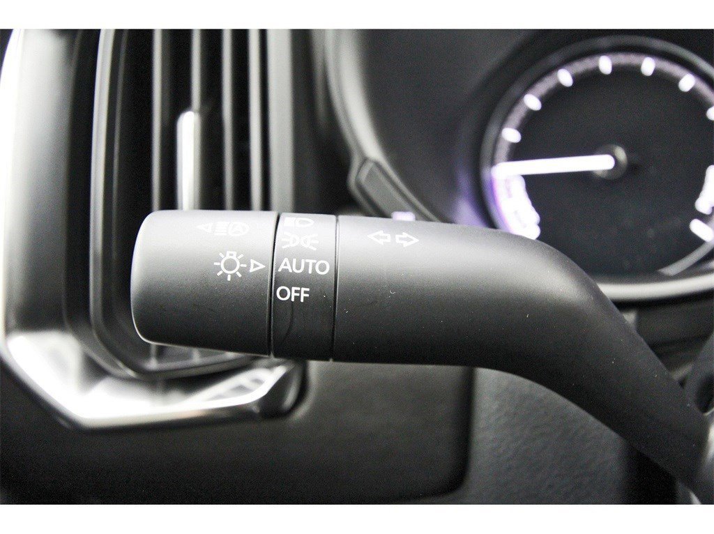 Used 2025 MAZDA CX-50 2.5 Hybrid w/ Premium Plus Pkg image 16