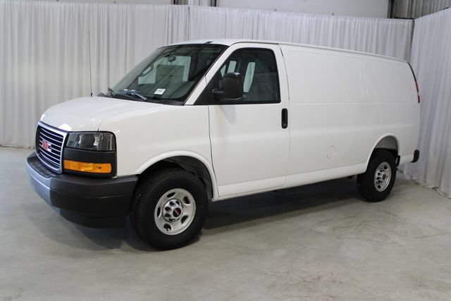 New 2026 GMC Savana 2500 w/ Driver Convenience Package RWD image 27