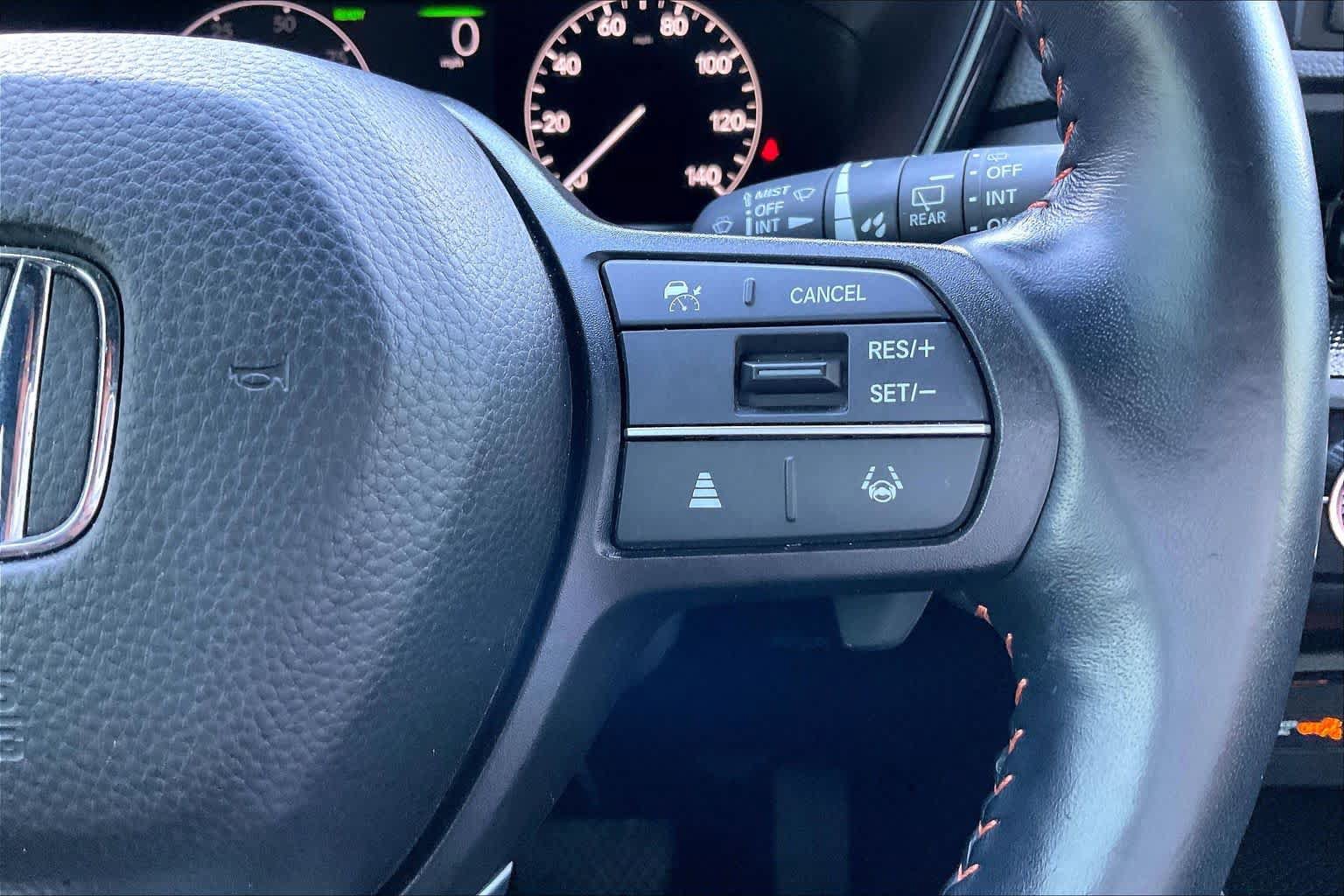 Used 2025 Honda CR-V Sport image 25