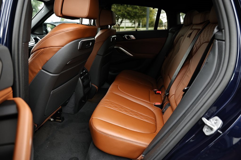 New 2026 BMW X6 M60i w/ Executive Package image 27