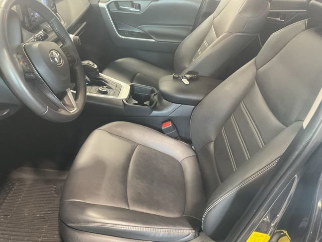 Used 2021 Toyota RAV4 XLE Premium AWD/4WD image 11