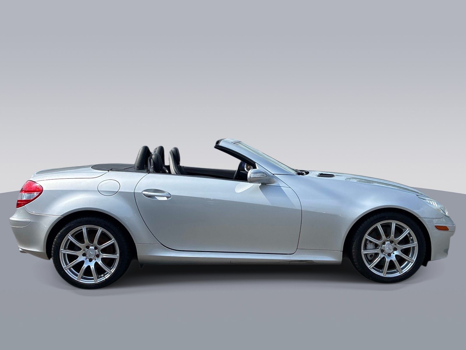 Used 2007 Mercedes-Benz SLK 350 image 8