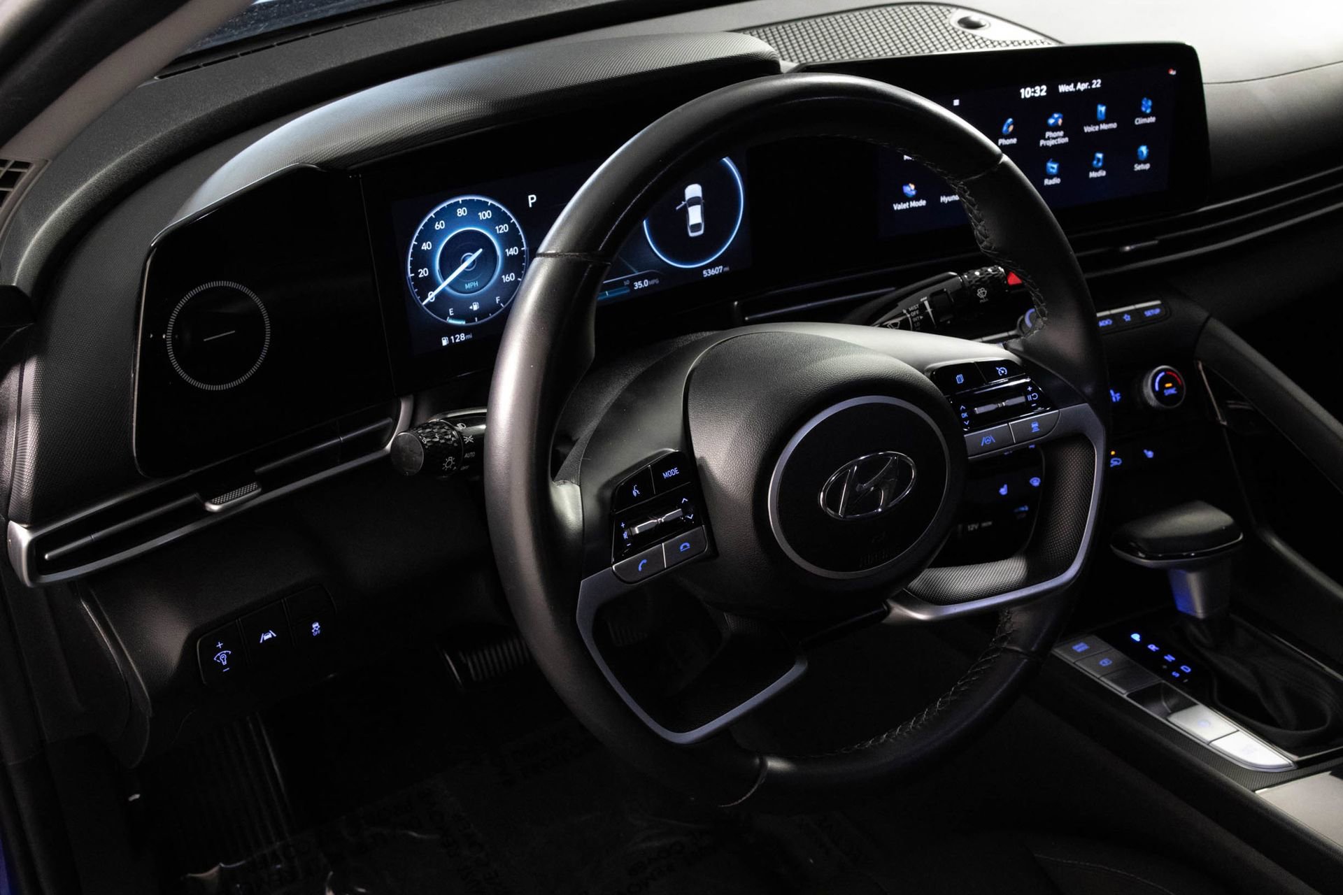 Used 2023 Hyundai Elantra SEL w/ Convenience Package FWD image 32