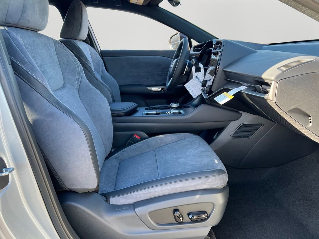 New 2026 Lexus RZ 450e AWD image 5