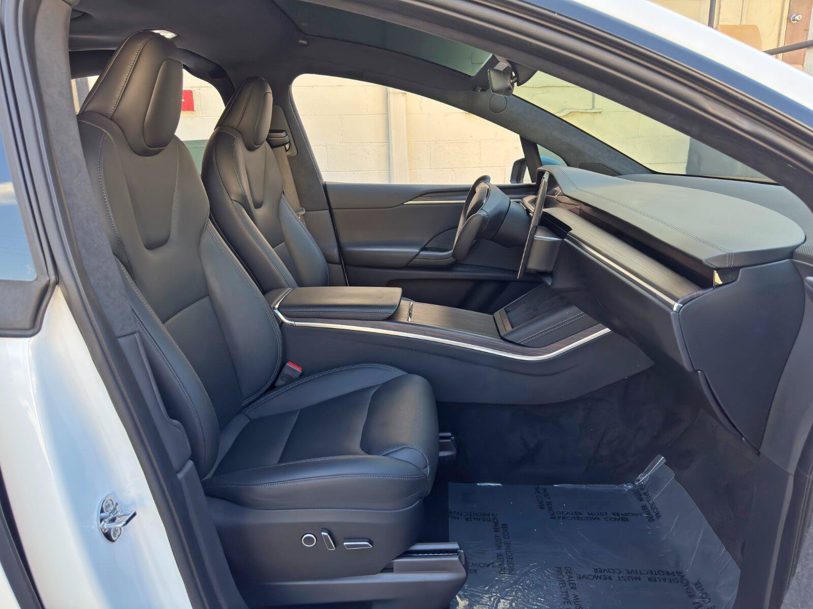 Used 2024 Tesla Model X AWD/4WD image 14