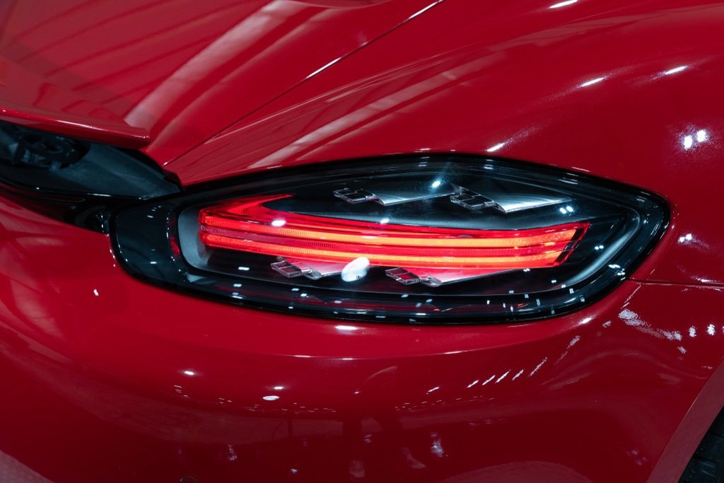 Used 2019 Porsche 718 Cayman S image 32