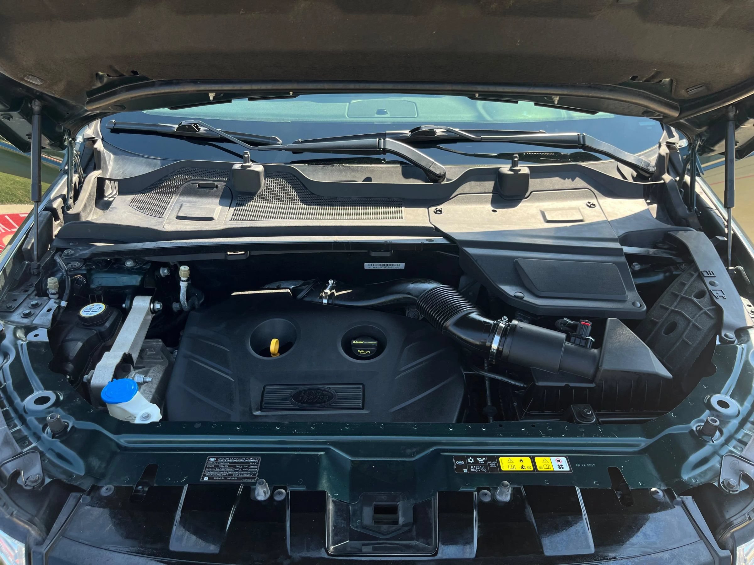 Used 2016 Land Rover Discovery Sport HSE AWD/4WD image 54
