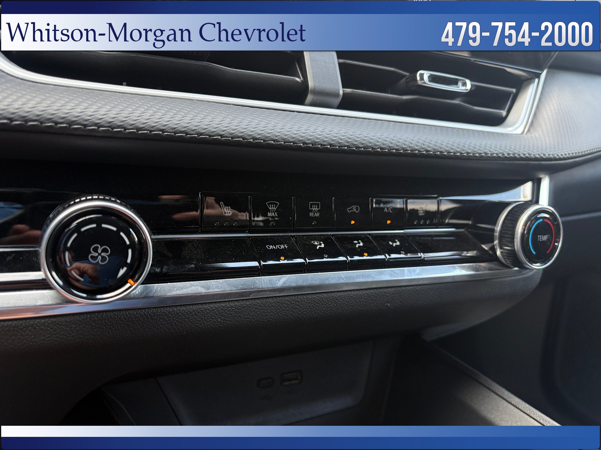 Used 2025 Chevrolet Equinox LT FWD image 28