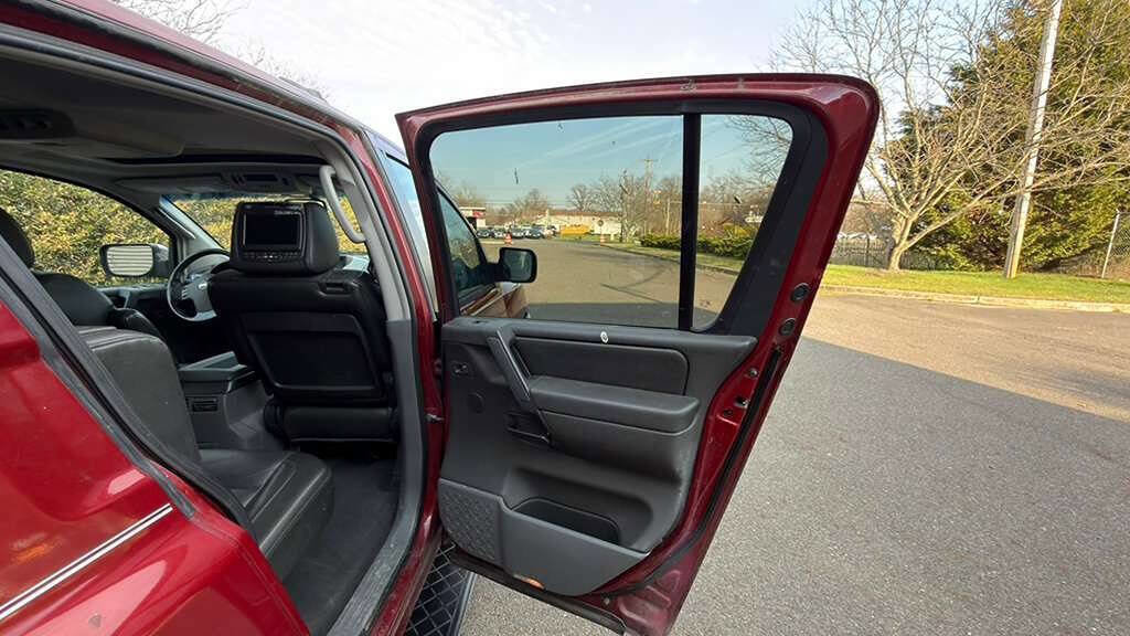 Used 2007 Nissan Armada LE w/ Technology Pkg image 34
