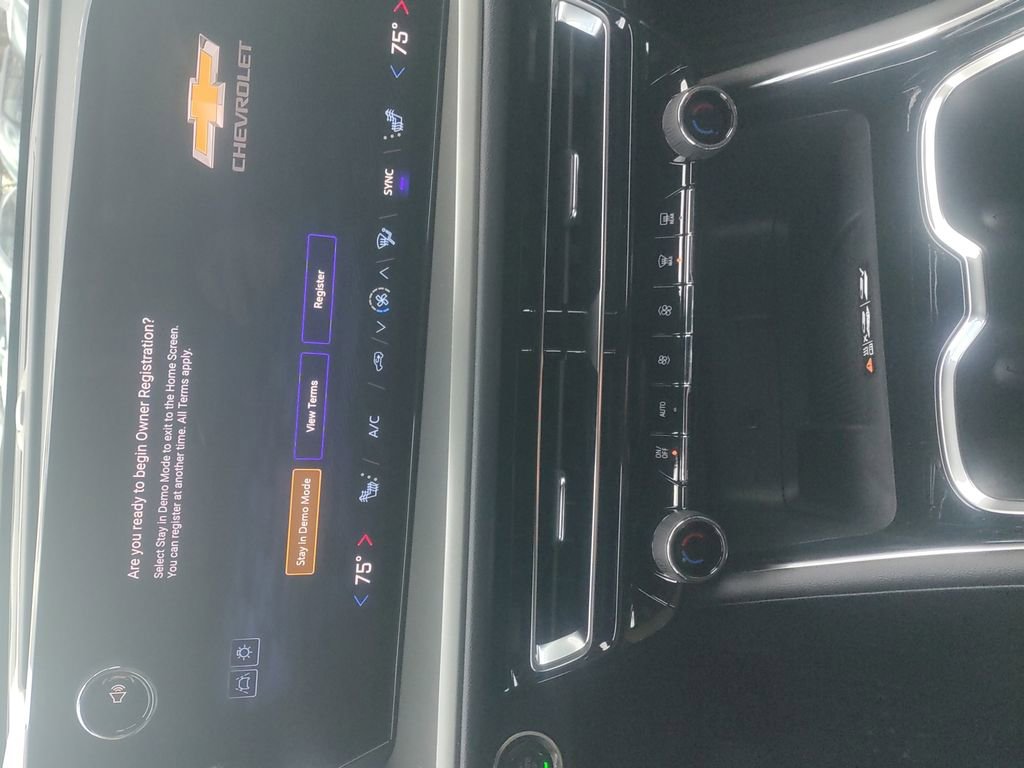 New 2026 Chevrolet Traverse LT w/ Sun and Wheel Package image 28