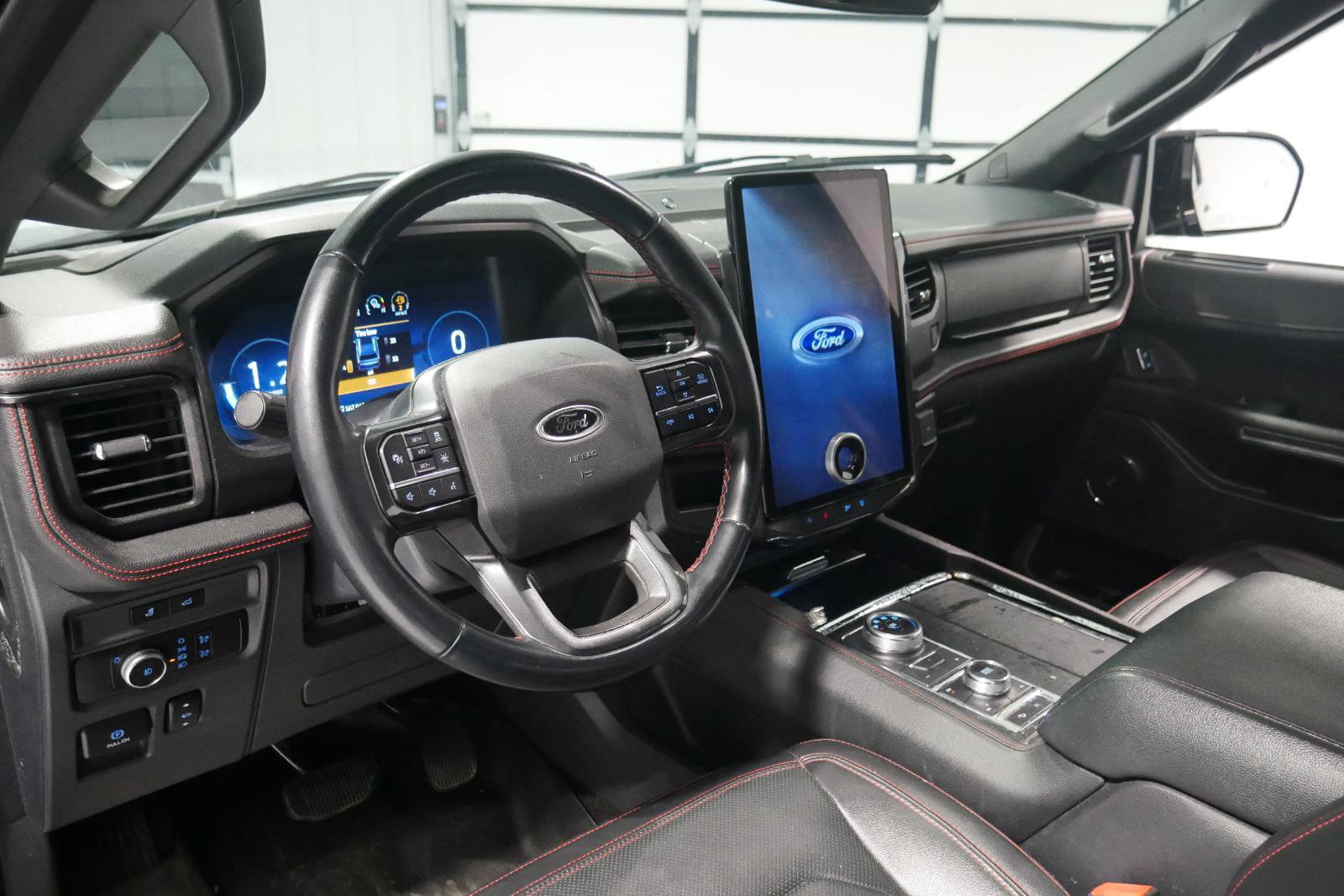 Certified 2022 Ford Expedition Max Limited image 9