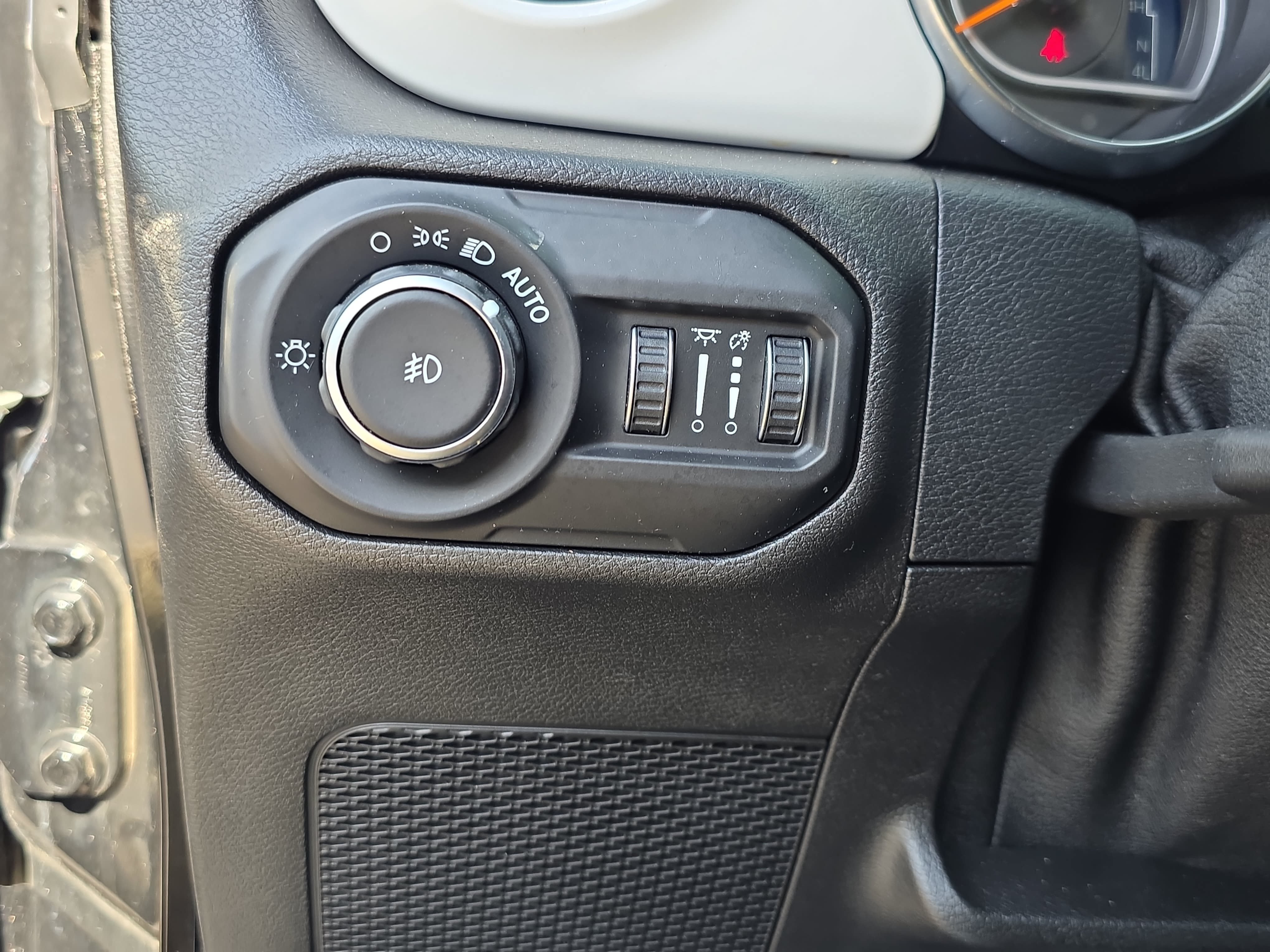 Used 2021 Jeep Wrangler Unlimited Sport AWD/4WD image 24