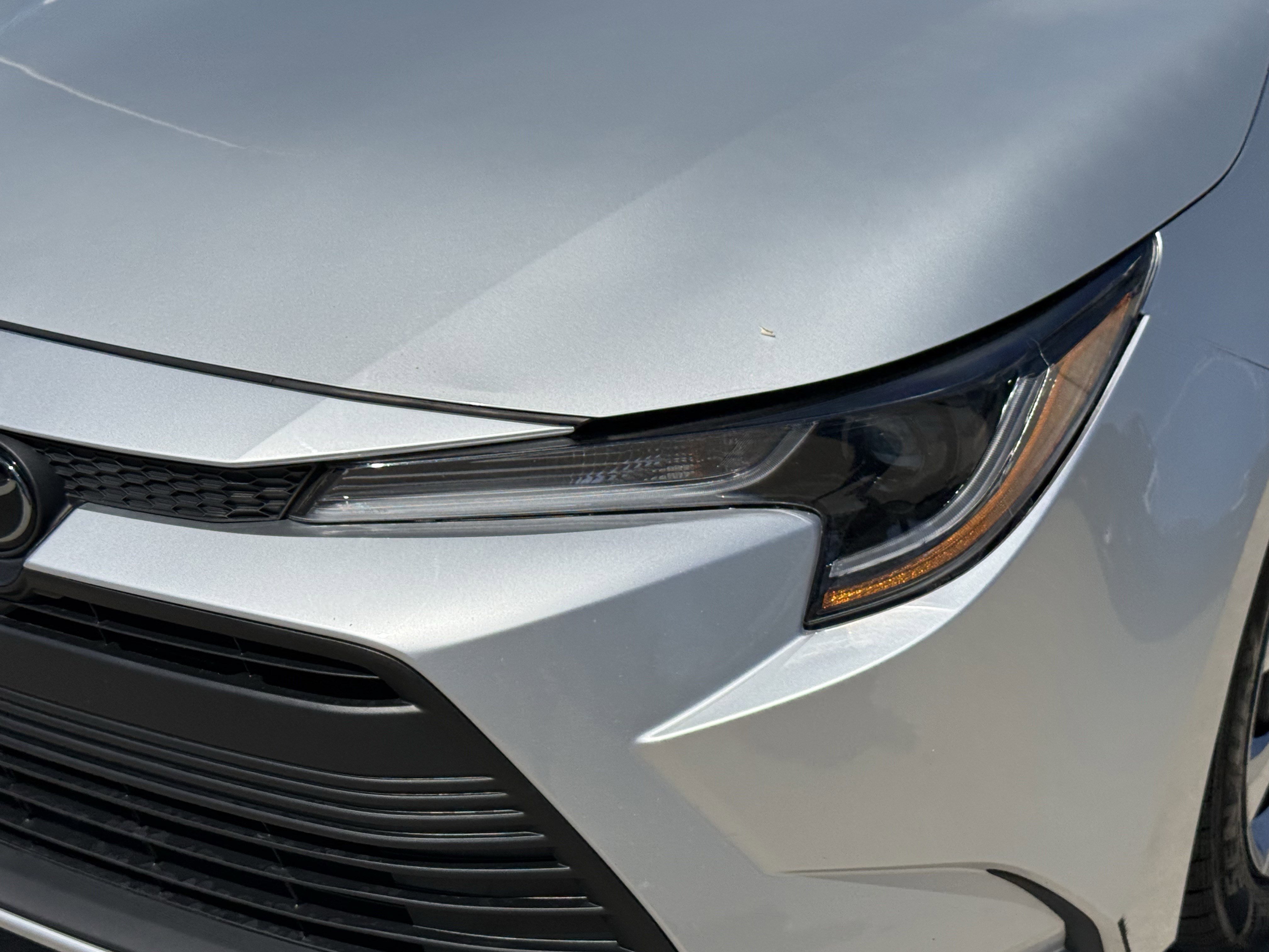 Used 2024 Toyota Corolla LE image 11