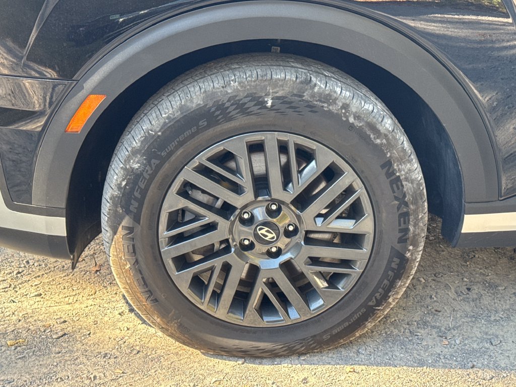 Used 2026 Hyundai Palisade SEL FWD image 23