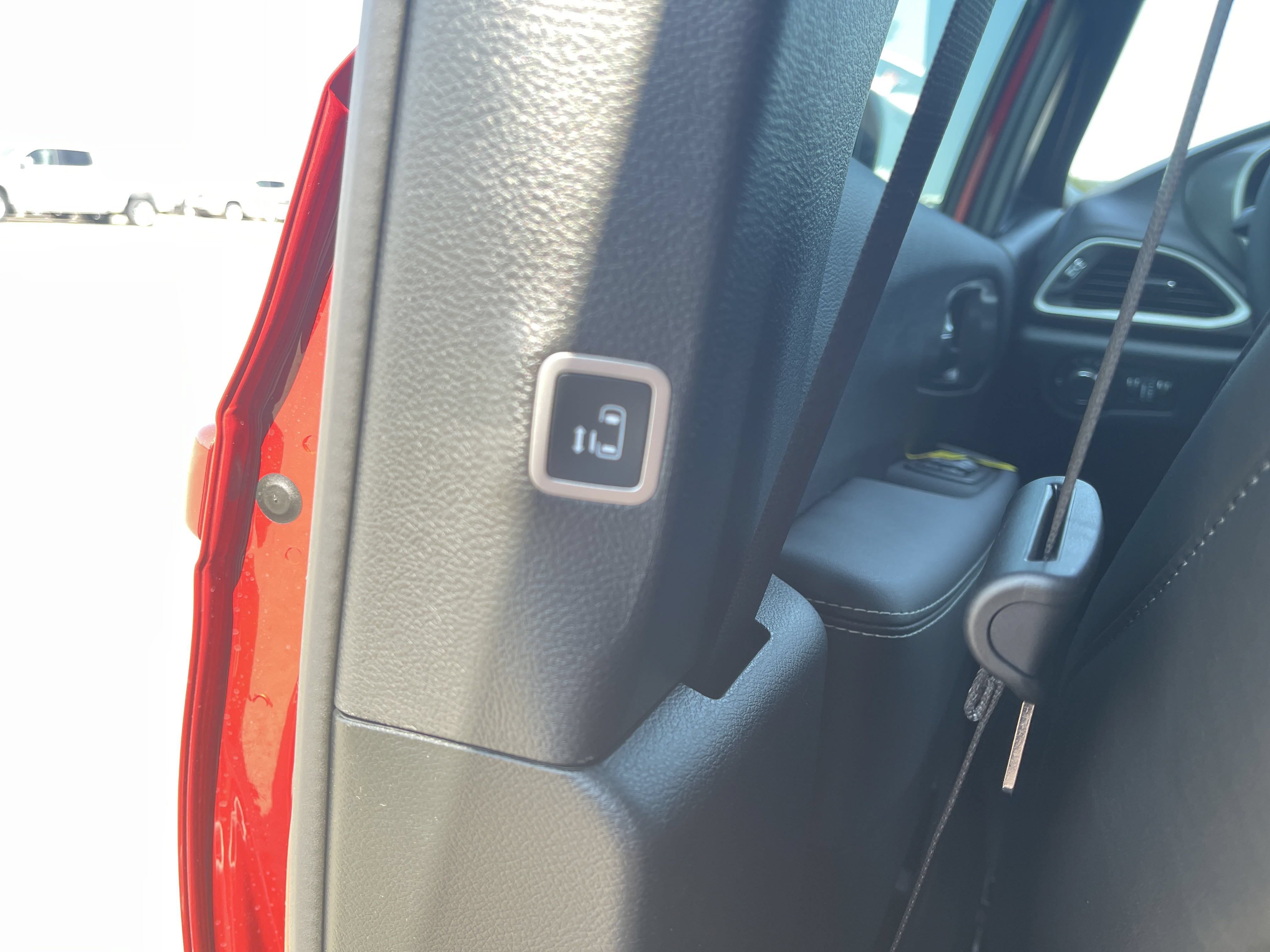 New 2026 Chrysler Voyager LX FWD image 41