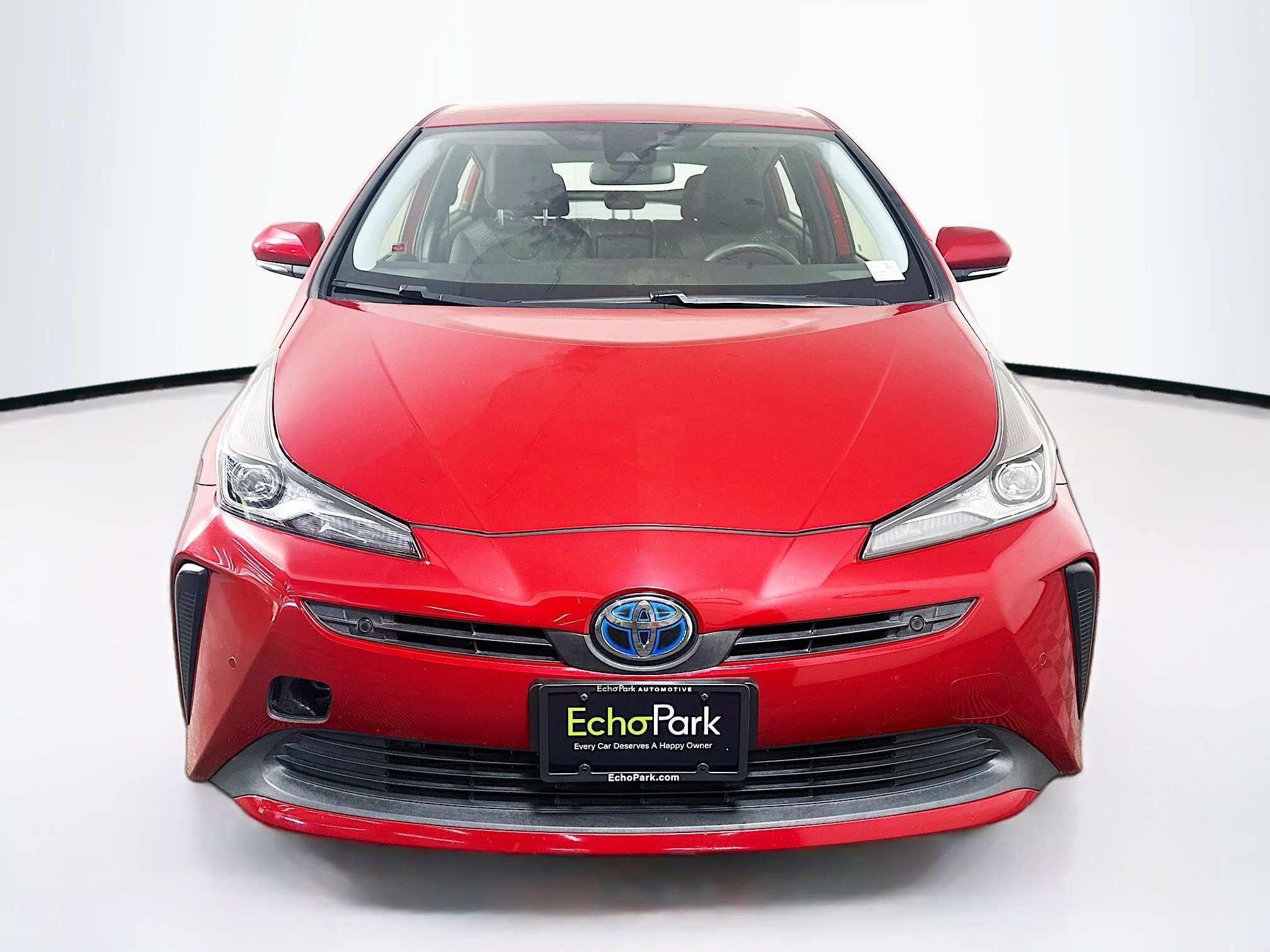 Used 2021 Toyota Prius LE FWD image 2