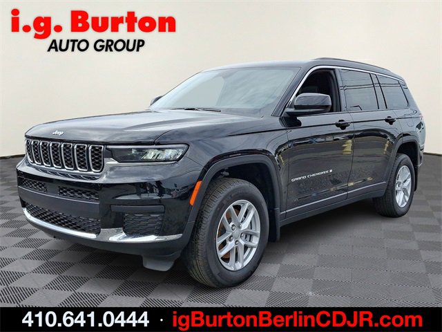 New 2025 Jeep Grand Cherokee L Laredo image 2