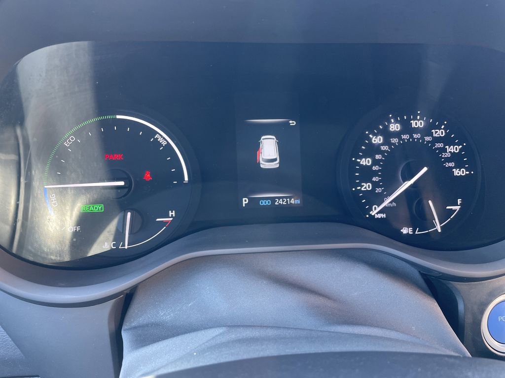 Used 2023 Toyota Sienna XLE Woodland Edition image 17