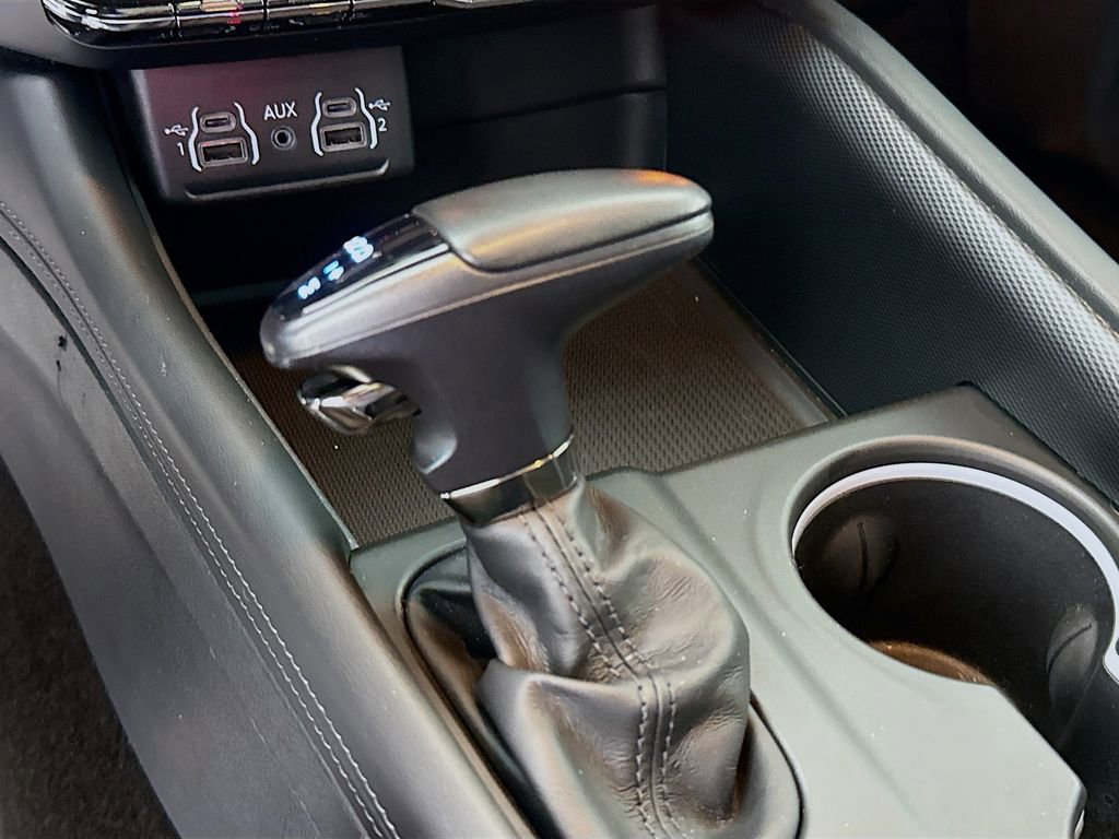 Used 2022 Dodge Durango GT image 38