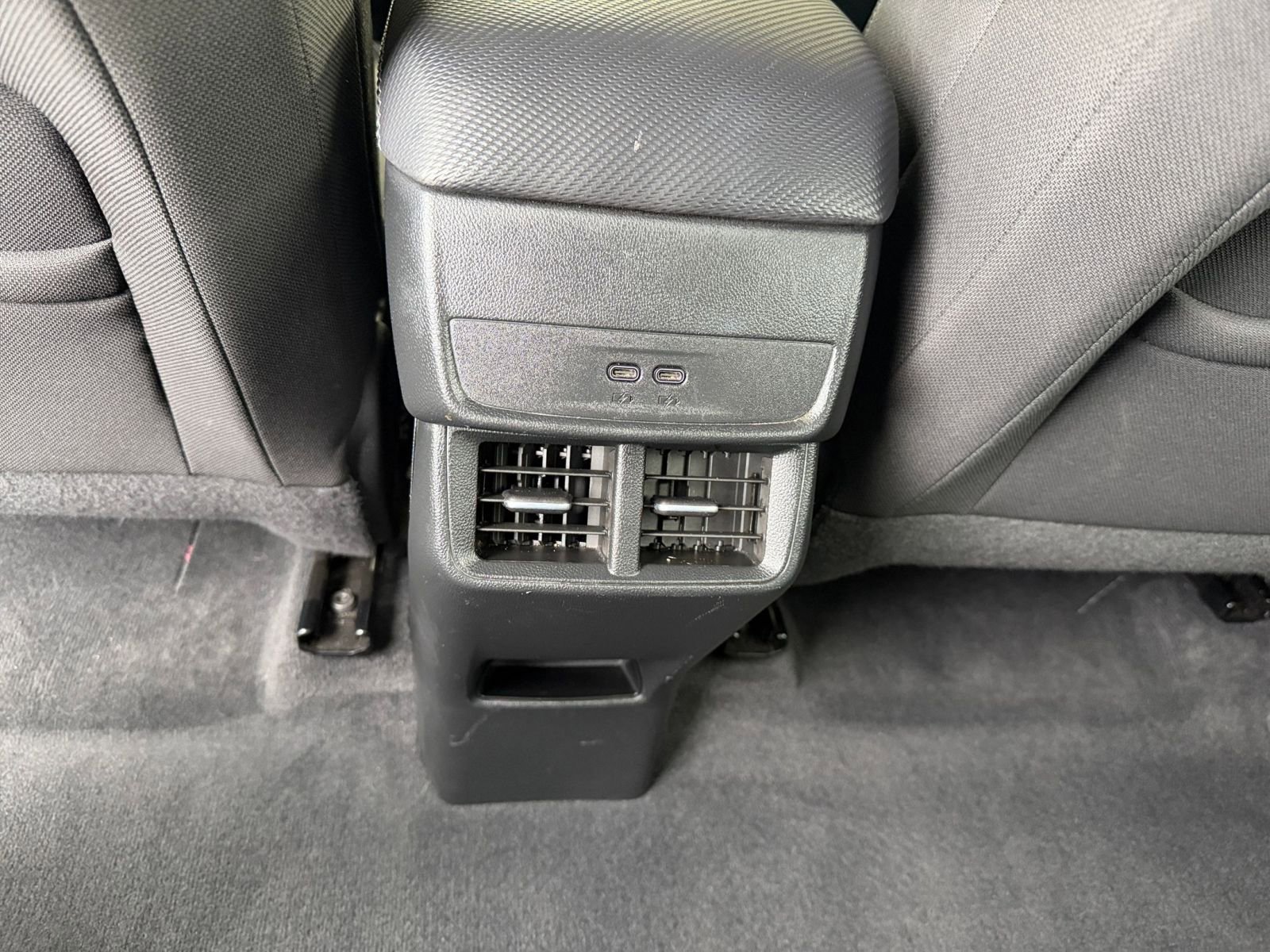 Used 2025 Chevrolet Equinox LT image 23