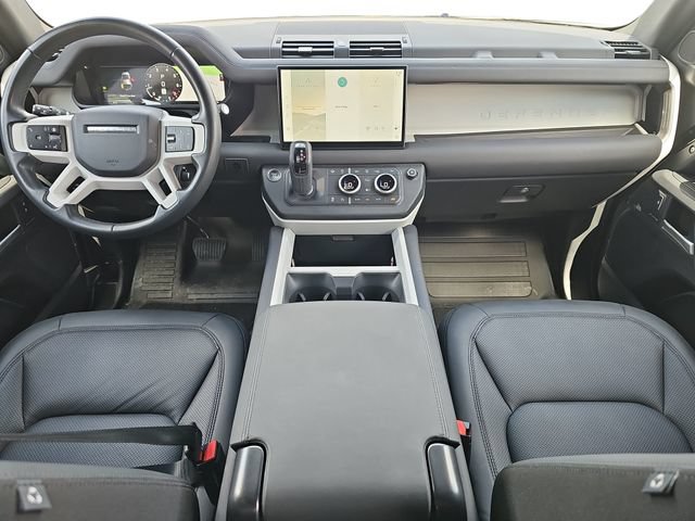 Used 2025 Land Rover Defender 110 S AWD/4WD image 9