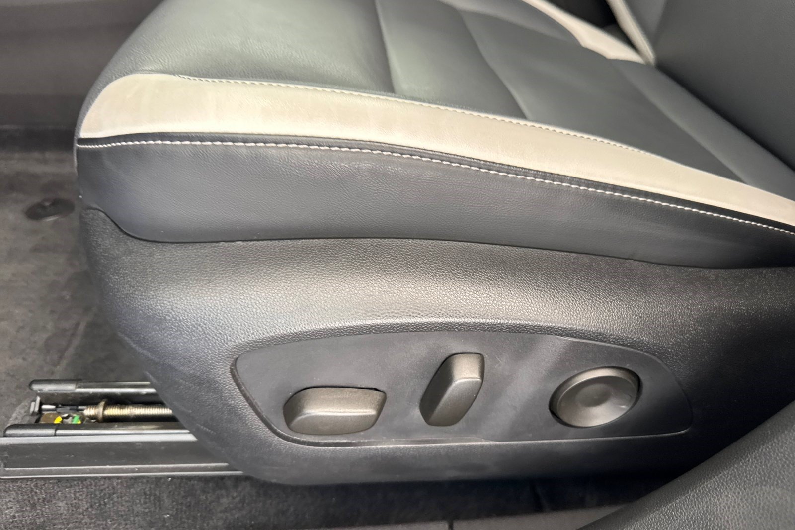 Certified 2024 Honda Prologue Touring image 14